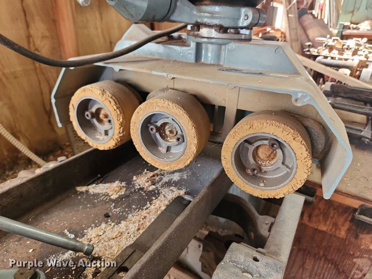 image for item MW9689 Rowley & Hermance  4" sticker molder