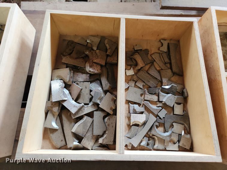 image for item MW9689 Rowley & Hermance  4" sticker molder