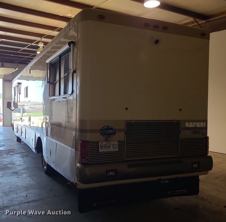image for item MX9650 1992 Safari Motorcoach  RV