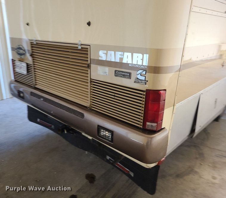 image for item MX9650 1992 Safari Motorcoach  RV