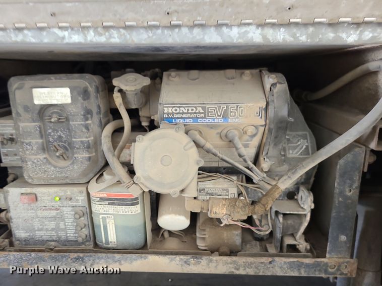 image for item MX9650 1992 Safari Motorcoach  RV