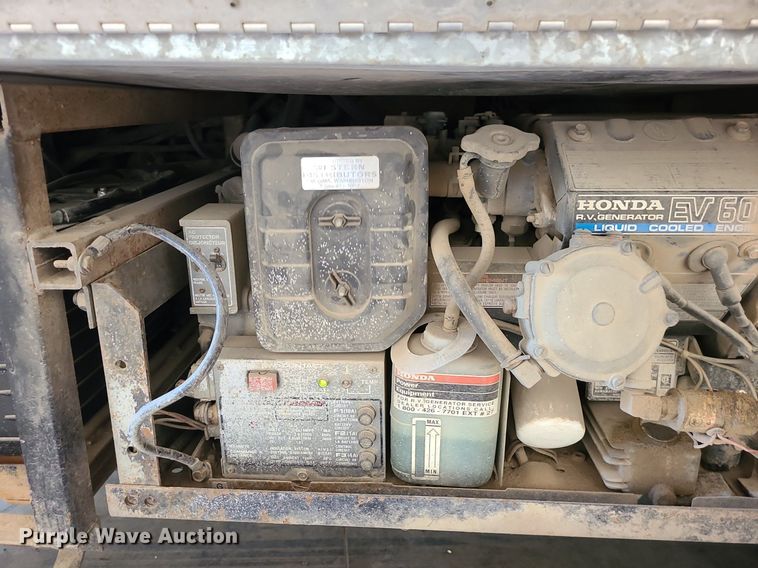 image for item MX9650 1992 Safari Motorcoach  RV