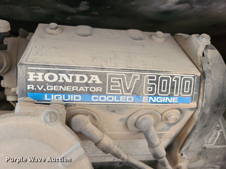 image for item MX9650 1992 Safari Motorcoach  RV