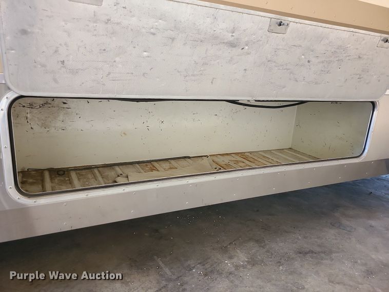 image for item MX9650 1992 Safari Motorcoach  RV