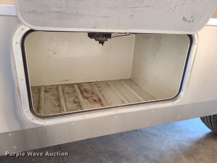 image for item MX9650 1992 Safari Motorcoach  RV