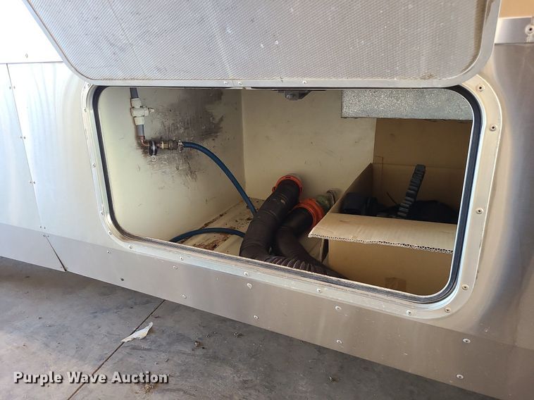 image for item MX9650 1992 Safari Motorcoach  RV