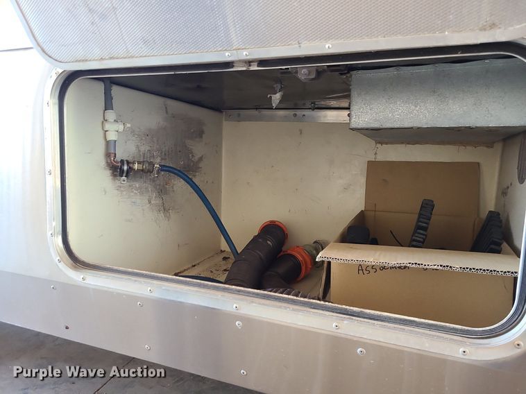 image for item MX9650 1992 Safari Motorcoach  RV