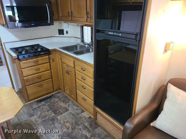 image for item MX9650 1992 Safari Motorcoach  RV