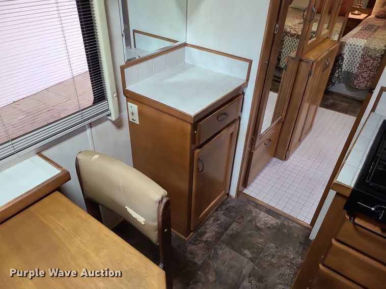 image for item MX9650 1992 Safari Motorcoach  RV