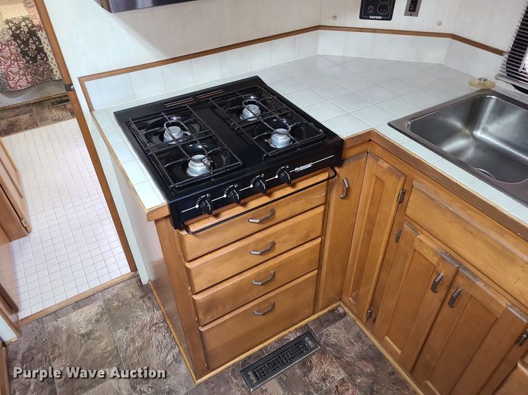 image for item MX9650 1992 Safari Motorcoach  RV