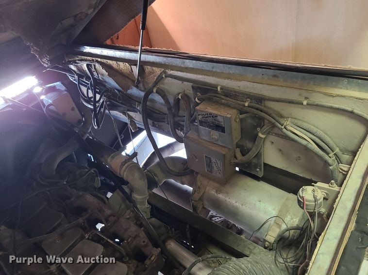 image for item MX9650 1992 Safari Motorcoach  RV