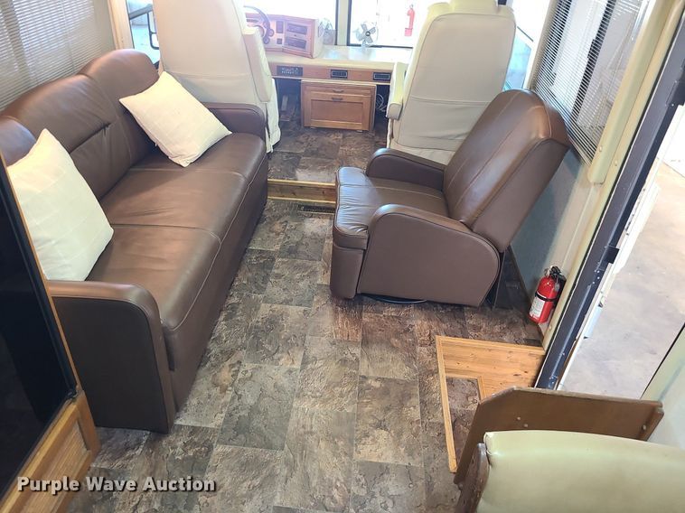 image for item MX9650 1992 Safari Motorcoach  RV