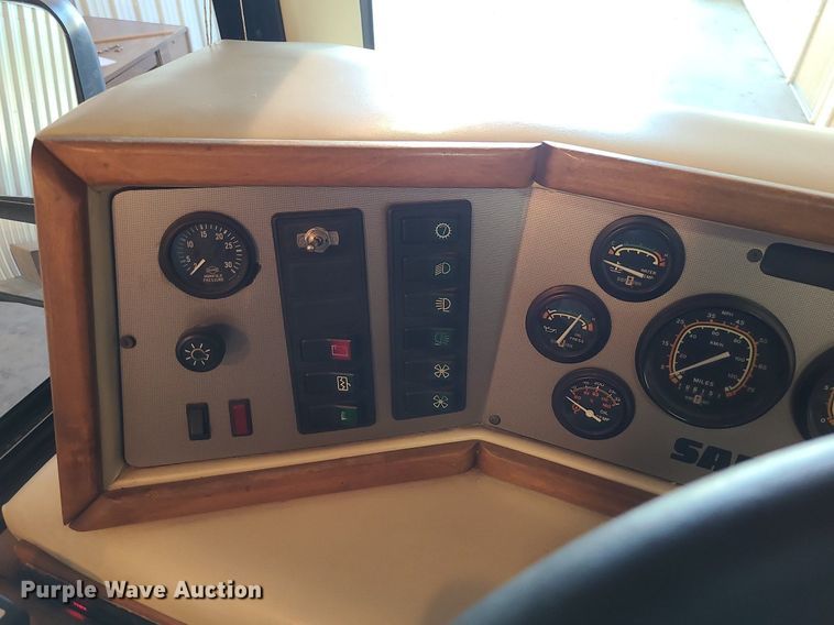 image for item MX9650 1992 Safari Motorcoach  RV