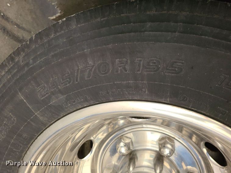 image for item MX9650 1992 Safari Motorcoach  RV