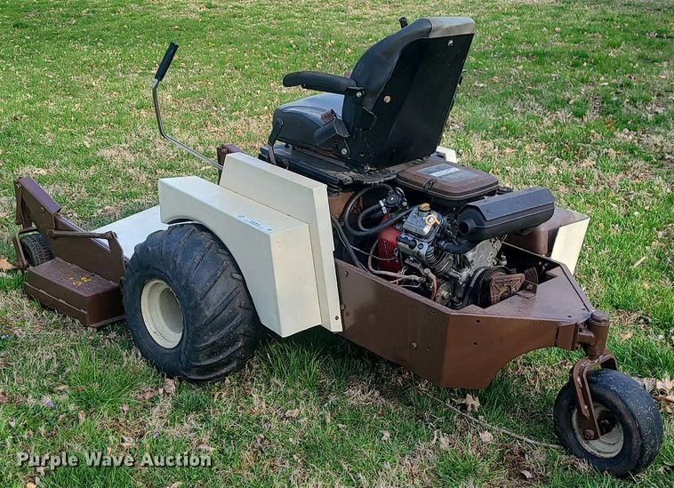 image for item MX9653 Grasshopper 1622  ZTR lawn mower