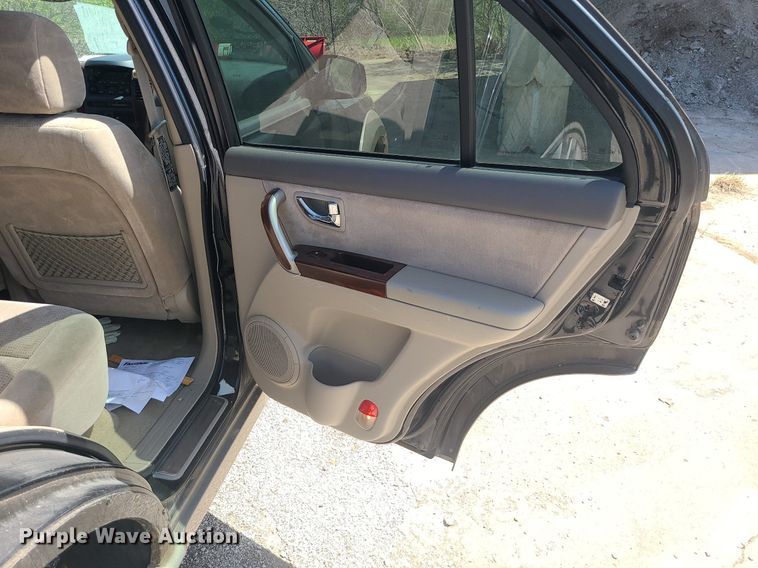 image for item MX9671 2006 Kia Sorento EX  SUV