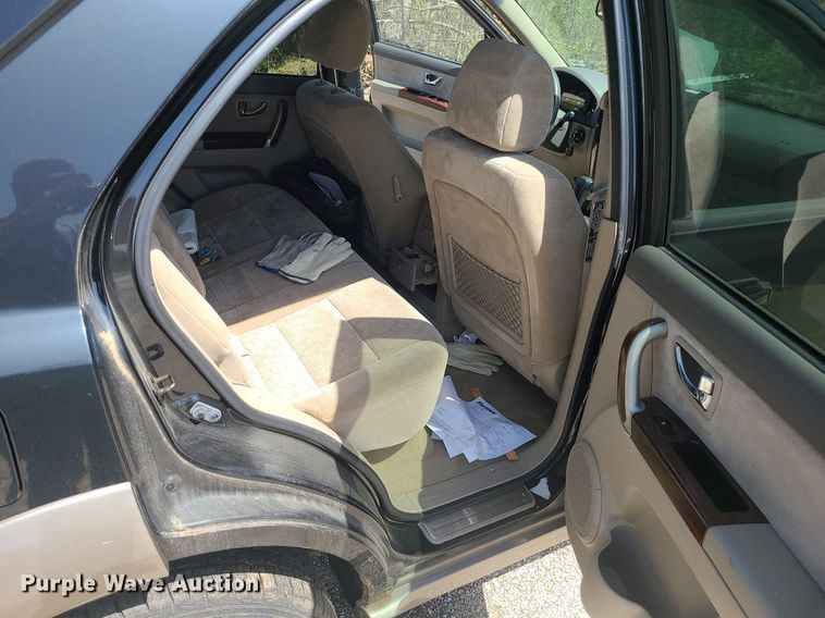 image for item MX9671 2006 Kia Sorento EX  SUV