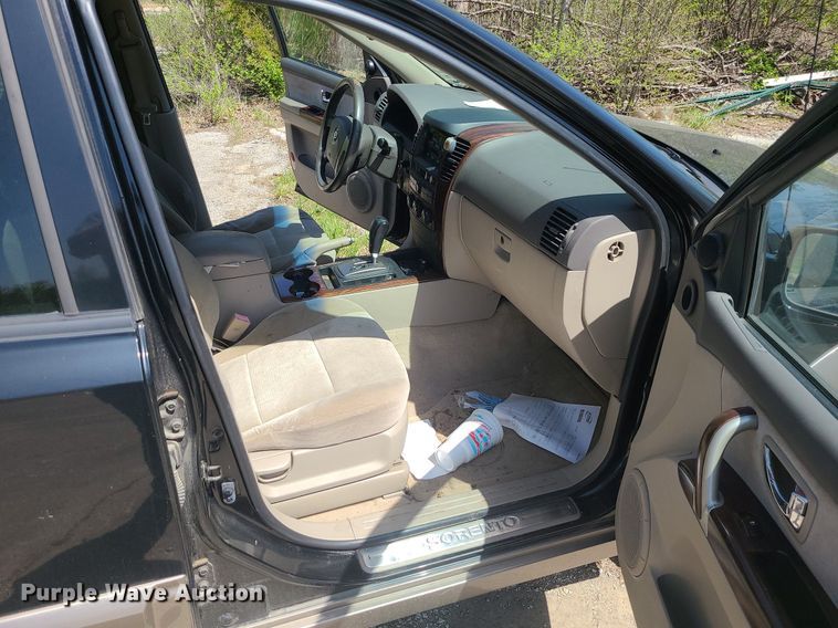 image for item MX9671 2006 Kia Sorento EX  SUV