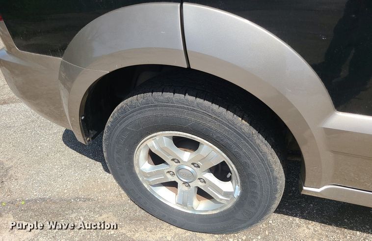 image for item MX9671 2006 Kia Sorento EX  SUV