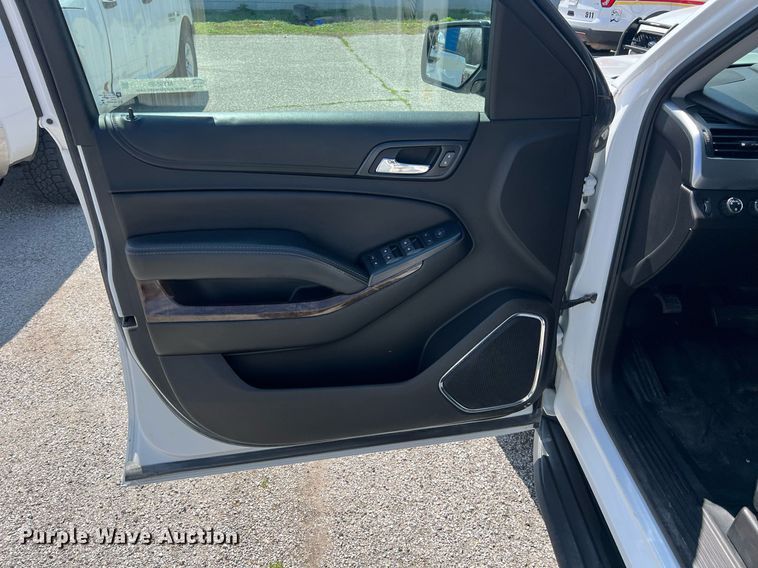 image for item MY9589 2017 Chevrolet Tahoe  SUV