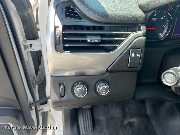 image for item MY9589 2017 Chevrolet Tahoe  SUV