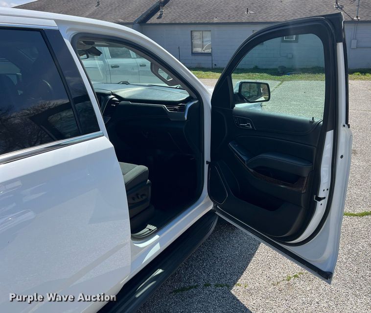 image for item MY9589 2017 Chevrolet Tahoe  SUV