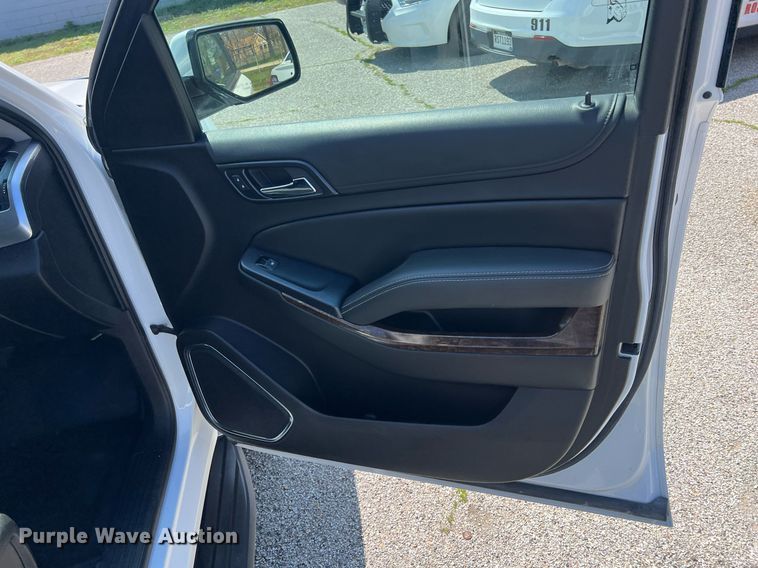 image for item MY9589 2017 Chevrolet Tahoe  SUV