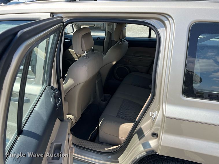 image for item MY9591 2010 Jeep Patriot  SUV