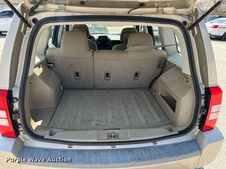 image for item MY9591 2010 Jeep Patriot  SUV