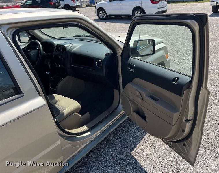 image for item MY9591 2010 Jeep Patriot  SUV