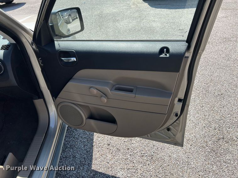 image for item MY9591 2010 Jeep Patriot  SUV