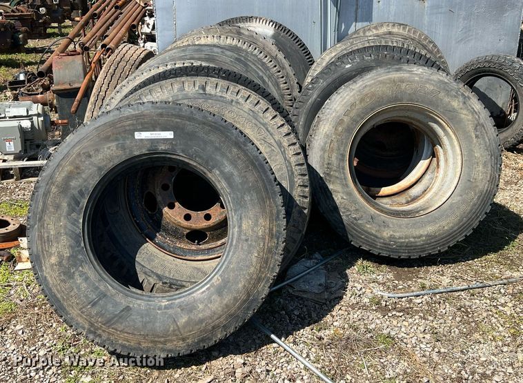 image for item MY9598 (15) Tires and Wheels