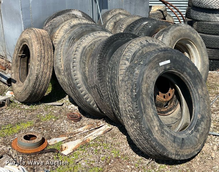 image for item MY9598 (15) Tires and Wheels