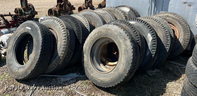 image for item MY9598 (15) Tires and Wheels