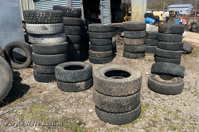 image for item MY9599 Approximately 50 wheels and tires