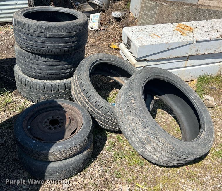 image for item MY9599 Approximately 50 wheels and tires