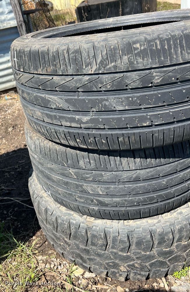 image for item MY9599 Approximately 50 wheels and tires