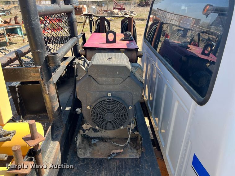 image for item MY9606 1997 Ford F450 Super Duty  flatbed truck