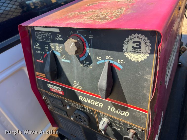 image for item MY9606 1997 Ford F450 Super Duty  flatbed truck