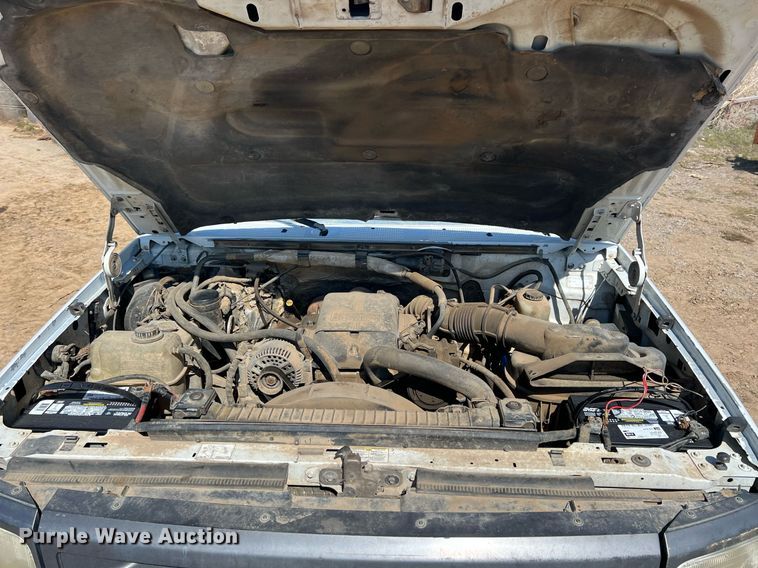 image for item MY9606 1997 Ford F450 Super Duty  flatbed truck