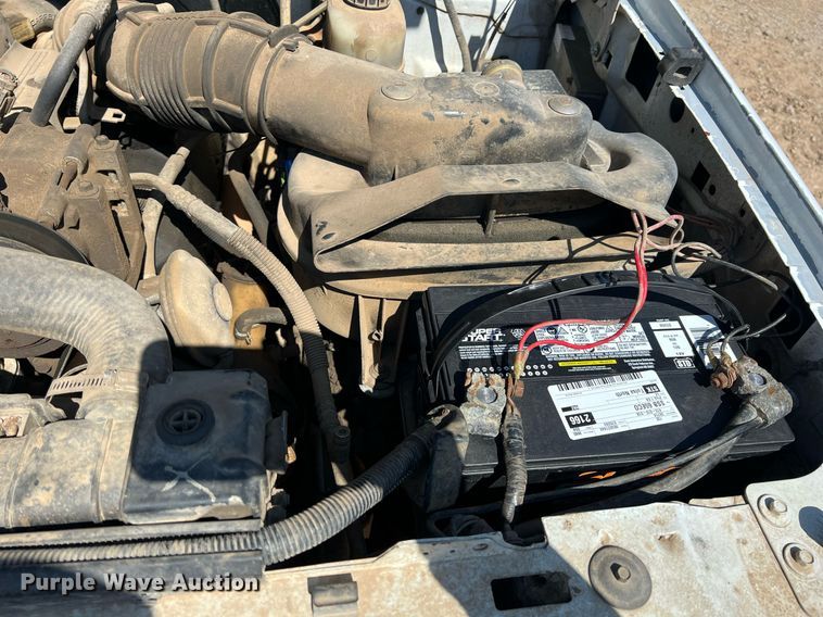 image for item MY9606 1997 Ford F450 Super Duty  flatbed truck