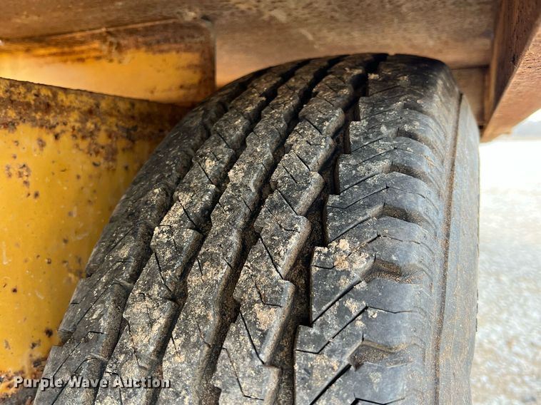 image for item MY9612 1997 Belshe T-4  equipment trailer