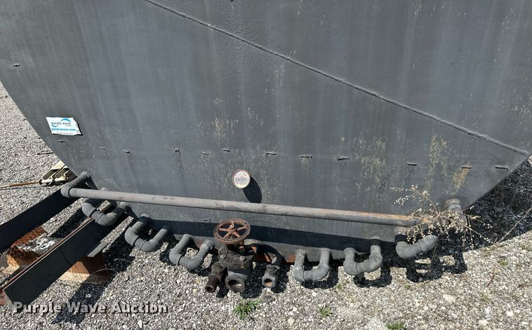 image for item DG6379 Asphalt oil tank