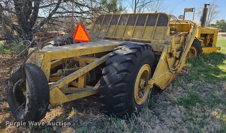 image for item DK1735 Allis Chalmers TS160  conventional scraper