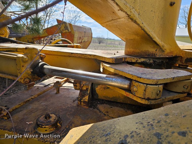 image for item DK1735 Allis Chalmers TS160  conventional scraper