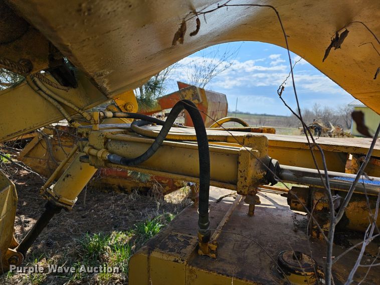 image for item DK1735 Allis Chalmers TS160  conventional scraper