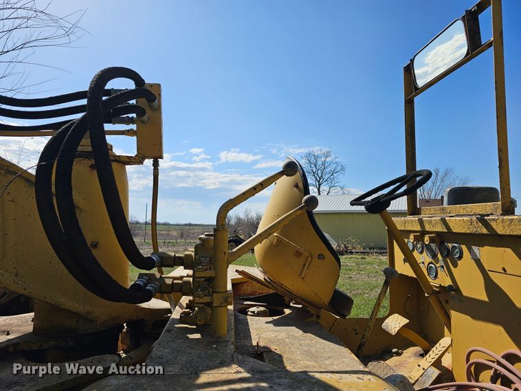 image for item DK1735 Allis Chalmers TS160  conventional scraper