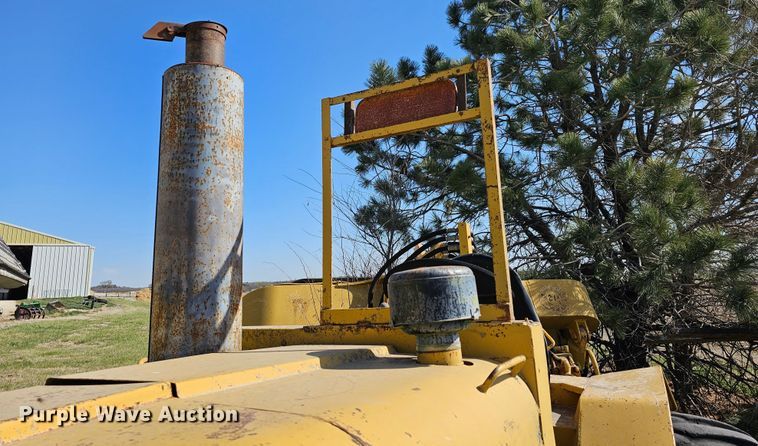 image for item DK1735 Allis Chalmers TS160  conventional scraper