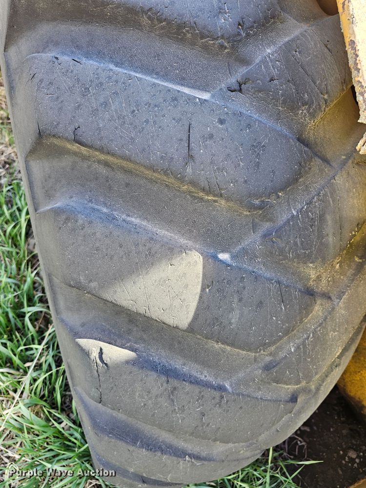 image for item DK1735 Allis Chalmers TS160  conventional scraper