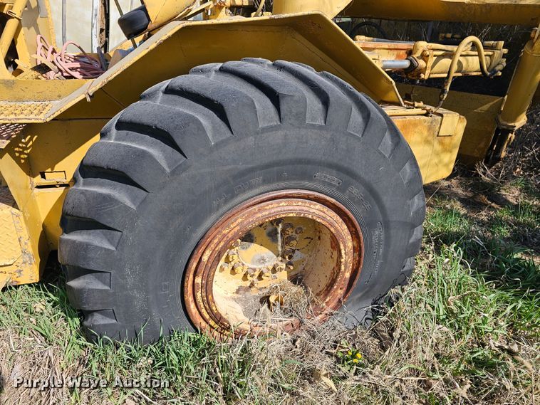 image for item DK1735 Allis Chalmers TS160  conventional scraper